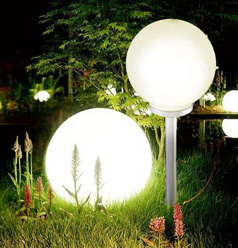 globe solar lights outdoor